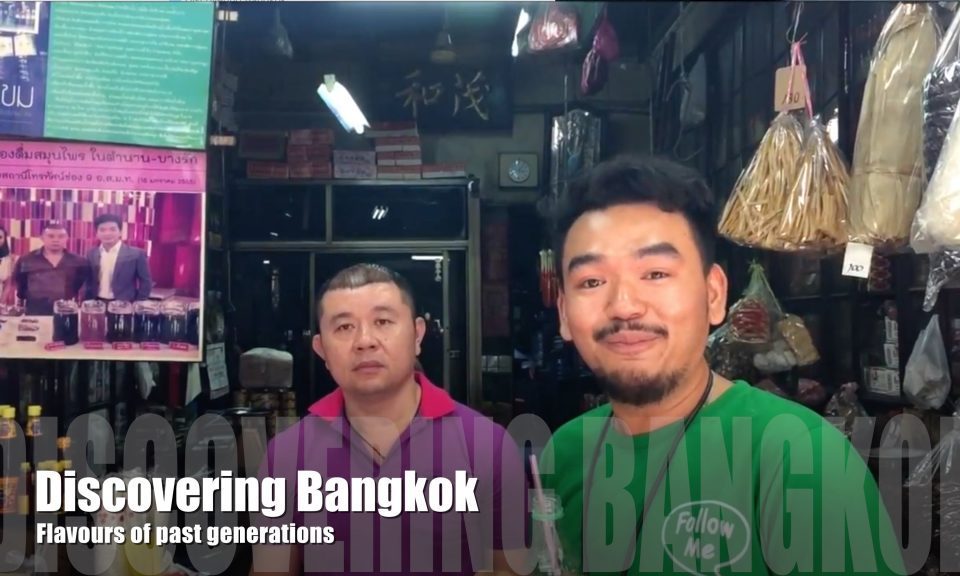 Talking to a local shop keeper in Bangkok
