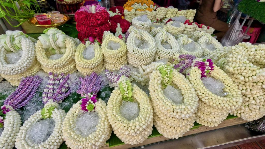 Jasmine buds used to make Phuang Malai at the flower market